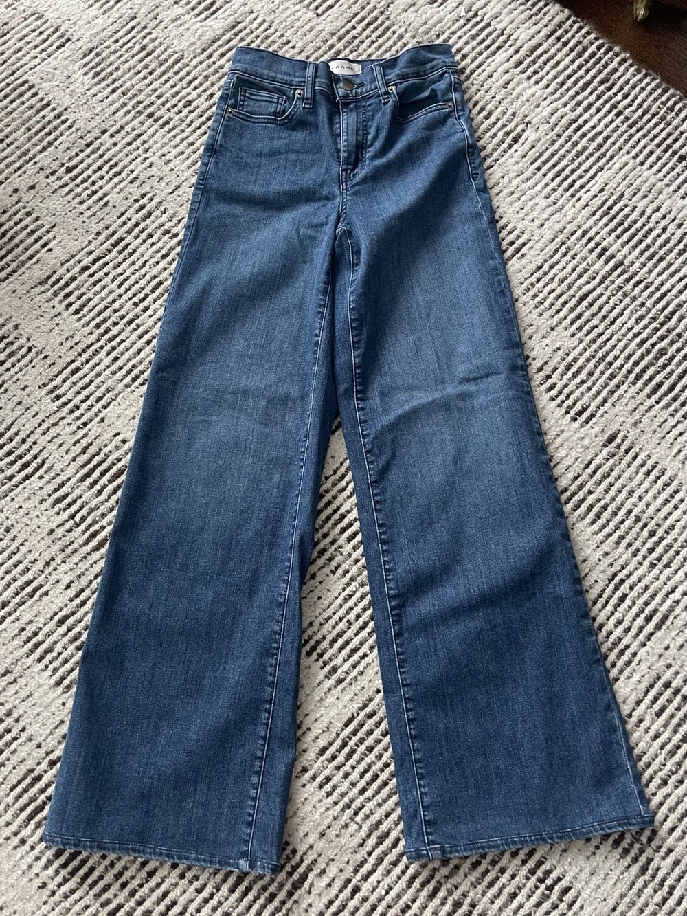 Frame Denim Wide-Leg Jeans in Medium Blue Wash